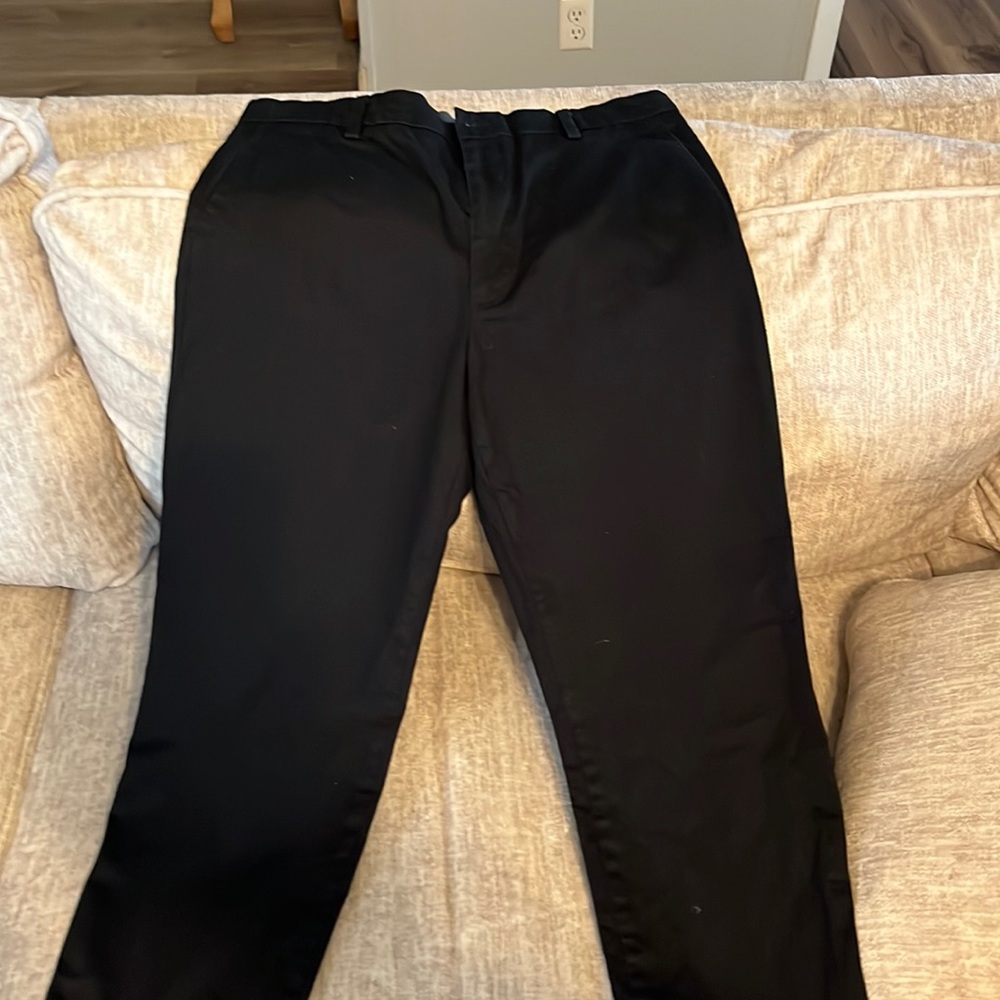 Black dockers